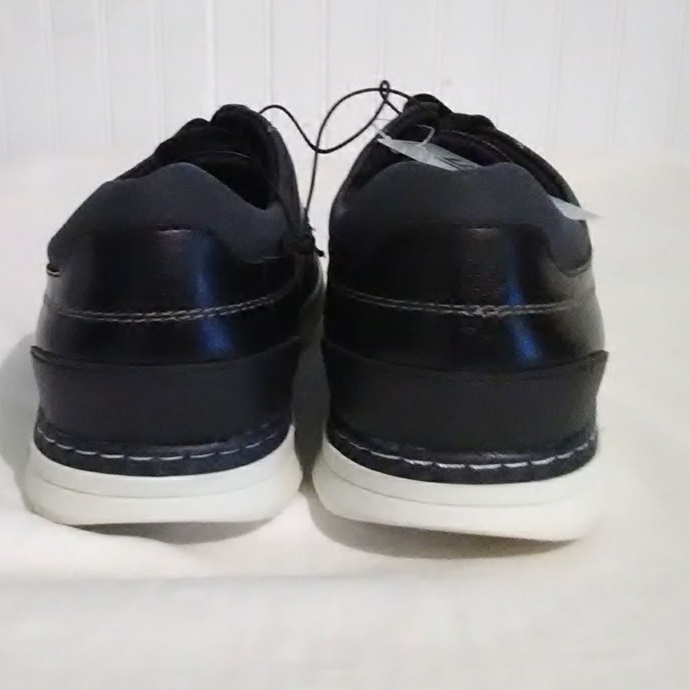 FINAL SALE NWT J. Ferrar Memory Foam Shoes. 9.5 - Picture 5 of 8